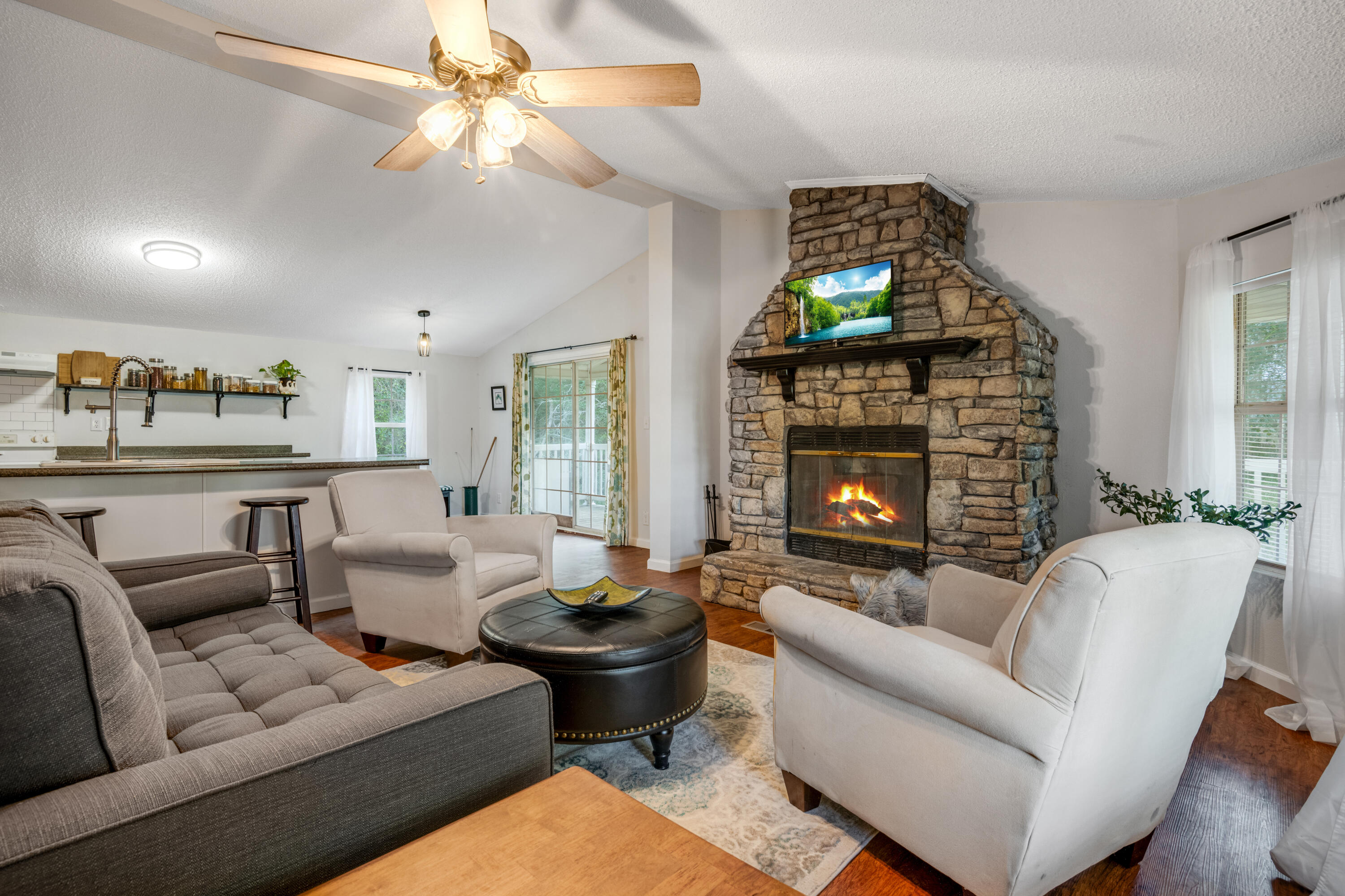 270 Dream Circle Jasper, TN 37347 - Photo 9 of 27 KAE_4098