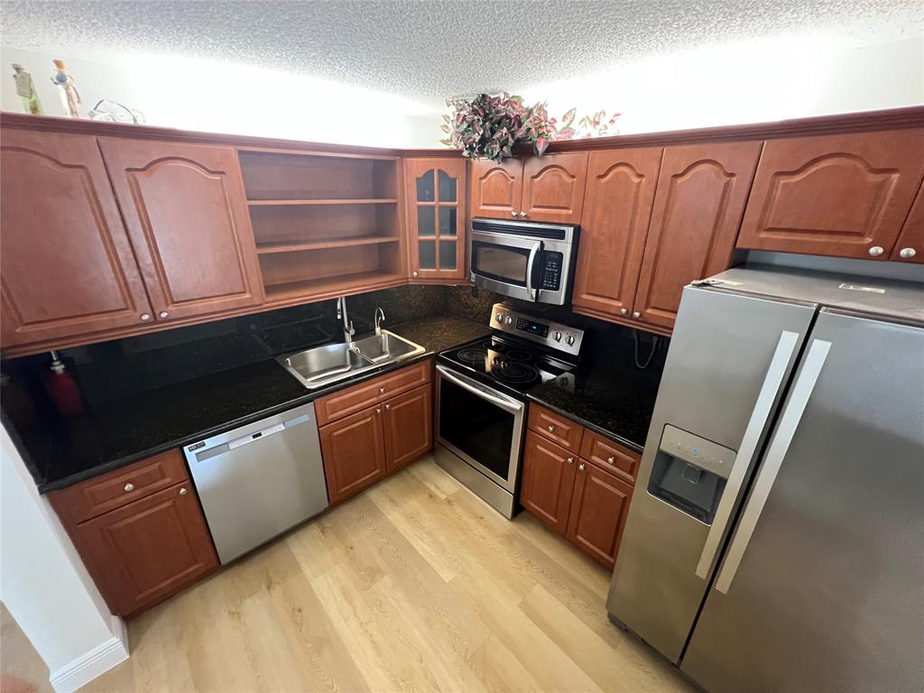 9300 Southwest 8th Street, Unit 422 Boca Raton, FL 33428 - Photo 11 of 38