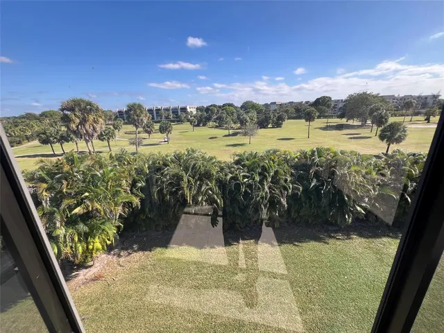 $234,900 | 9300 Southwest 8th Street, Unit 422, Boca Raton, FL 33428
