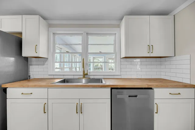 $375,000 | 5059 Highway 162, Hollywood, SC 29449