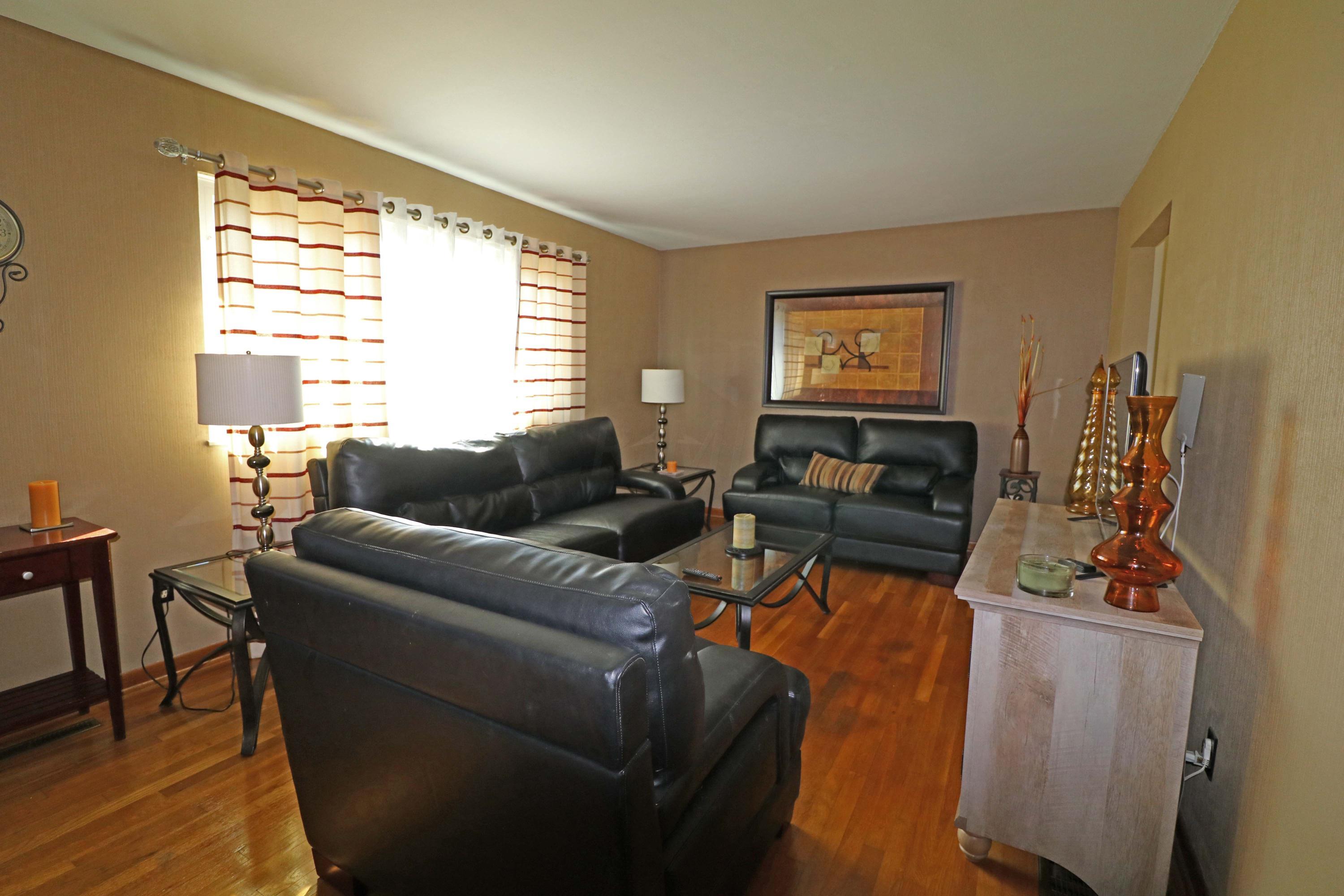 1190 Belden Road Columbus, OH 43229 - Photo 3 of 36 Gallery Image 3