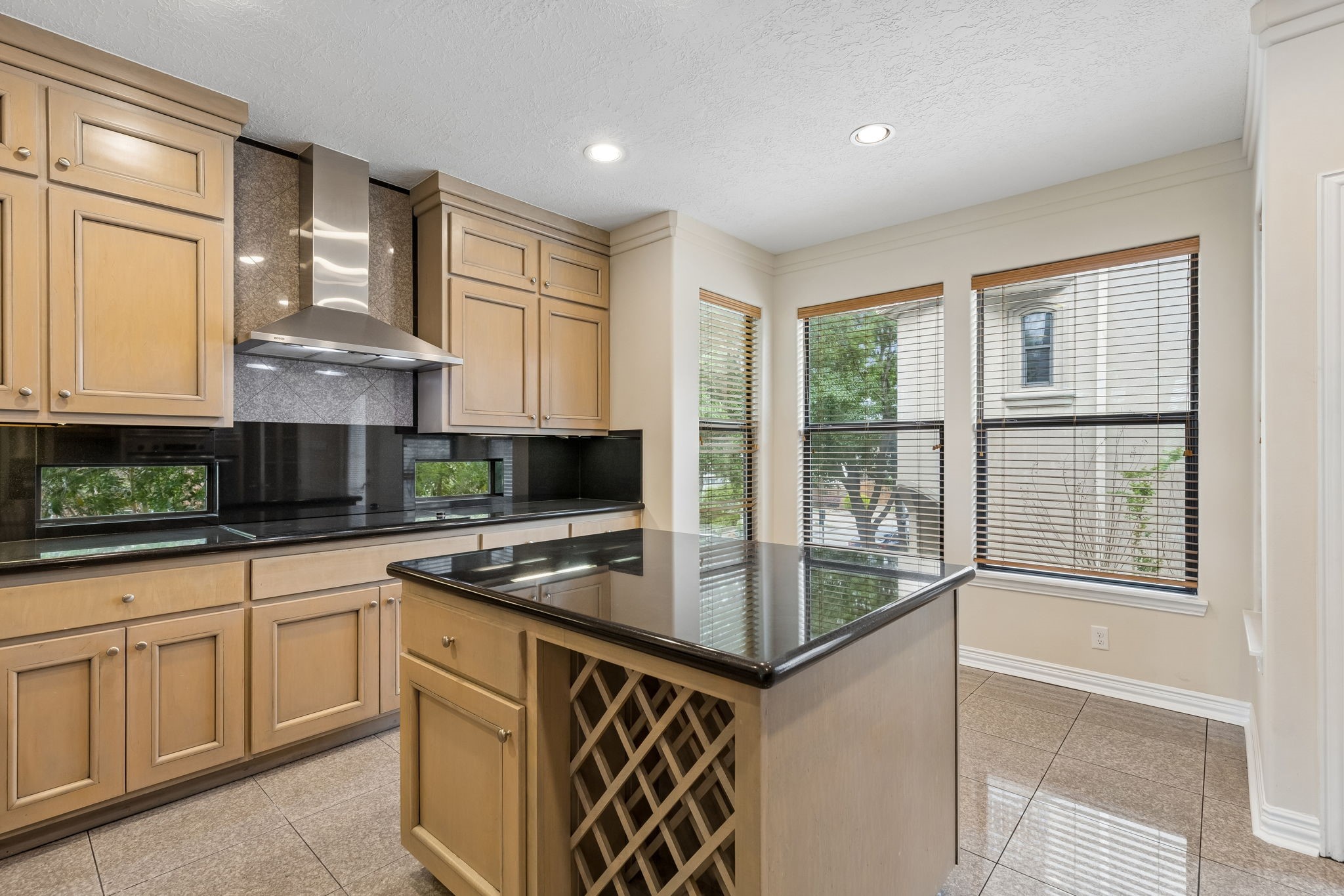 628 Bomar Street Houston, TX 77006 - Photo 6 of 20