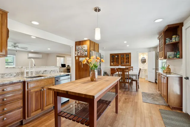 $1,395,000 | 376 Orford Road, Lyme, NH 03768