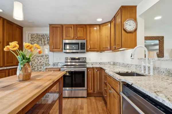 $1,395,000 | 376 Orford Road, Lyme, NH 03768