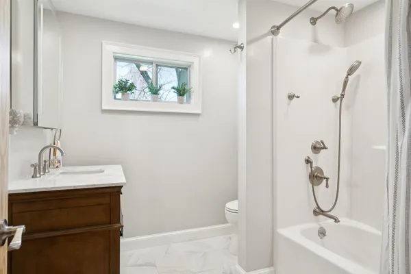 $1,395,000 | 376 Orford Road, Lyme, NH 03768