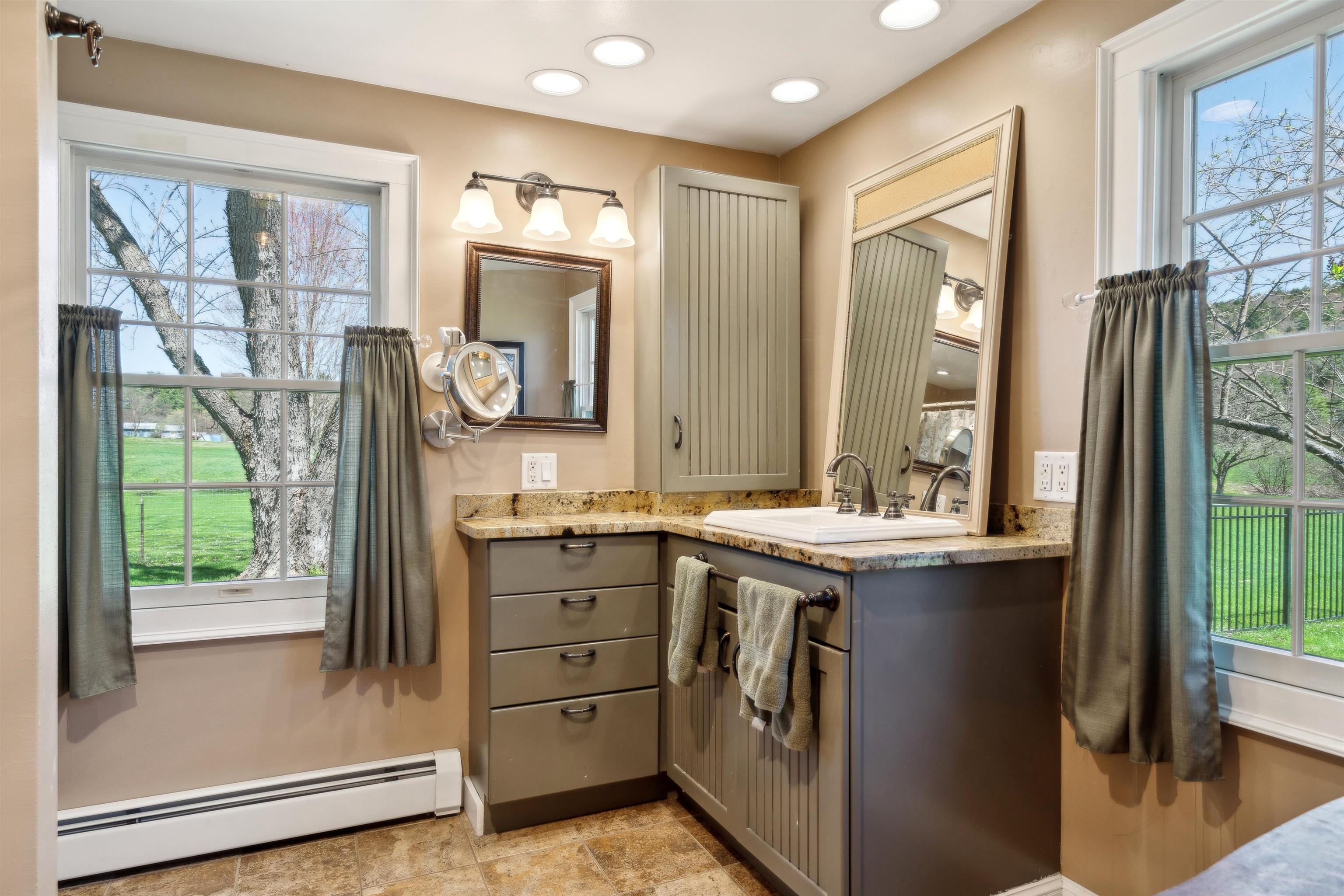 376 Orford Road Lyme, NH 03768 - Photo 26 of 59