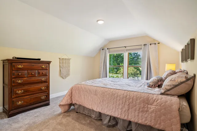 $1,395,000 | 376 Orford Road, Lyme, NH 03768