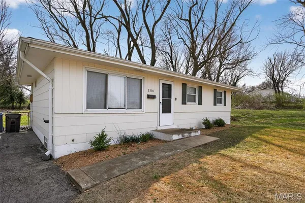 $94,900 | 8350 Hill Avenue, St. Louis, MO 63121