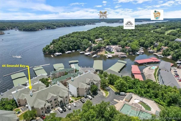 $245,000 | 44 Emerald Bay Court, Unit 1B, Lake Ozark, MO 65049