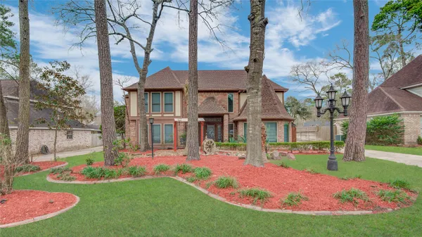 front view of house with a yard