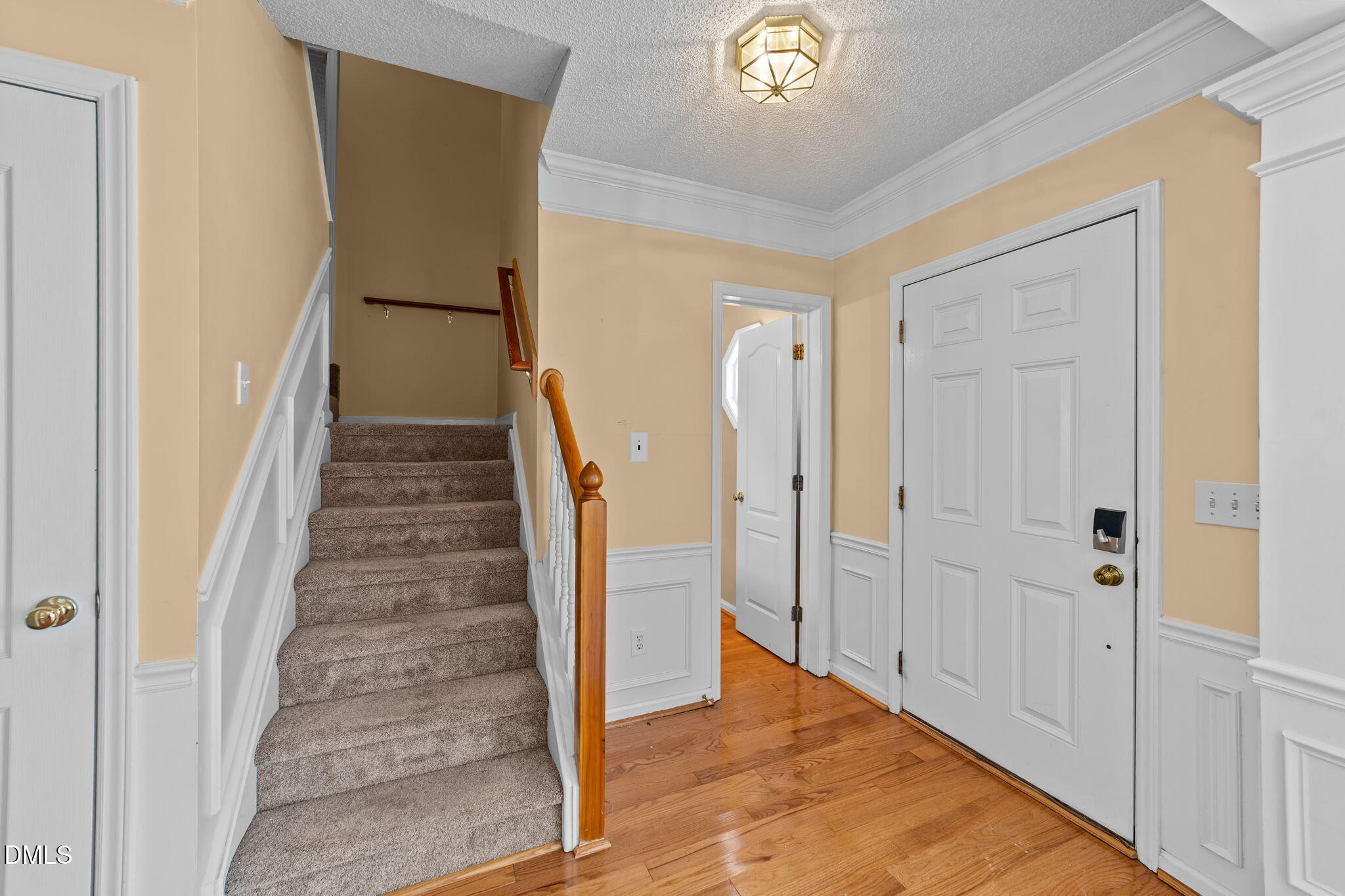 9808 Goodrum Court Raleigh, NC 27617 - Photo 3 of 40 23-web-or-mls-VB4A6781