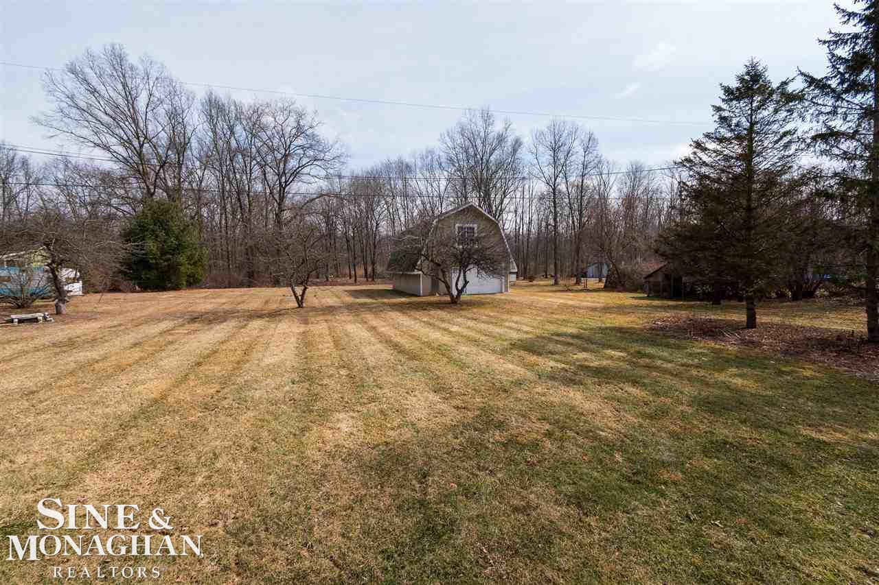8787 Marsh Road Algonac, MI 48001 - Photo 22 of 45 50068309-21.JPG