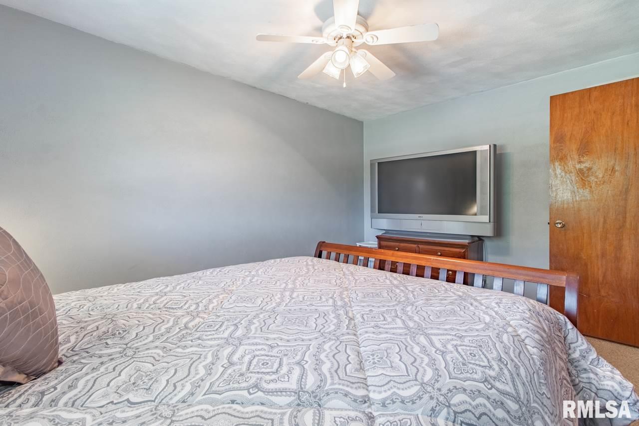 1420 Highview Road East Peoria, IL 61611 - Photo 23 of 36 Gallery Image 23