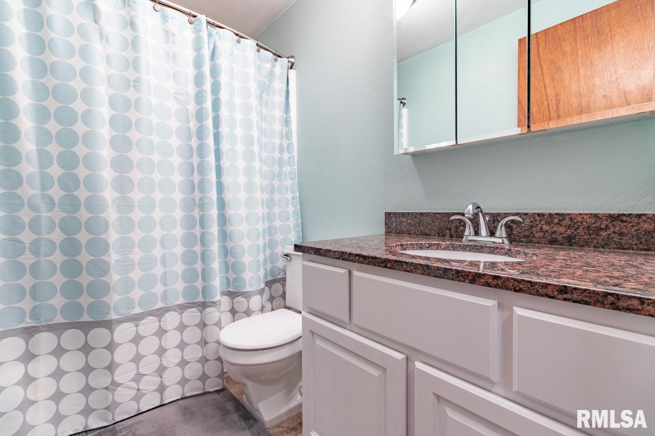 1420 Highview Road East Peoria, IL 61611 - Photo 28 of 36 Gallery Image 28
