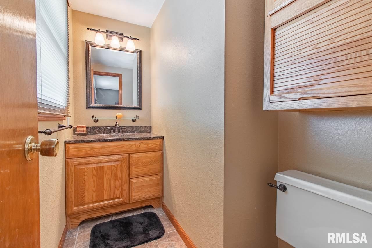 1420 Highview Road East Peoria, IL 61611 - Photo 30 of 36 Gallery Image 30