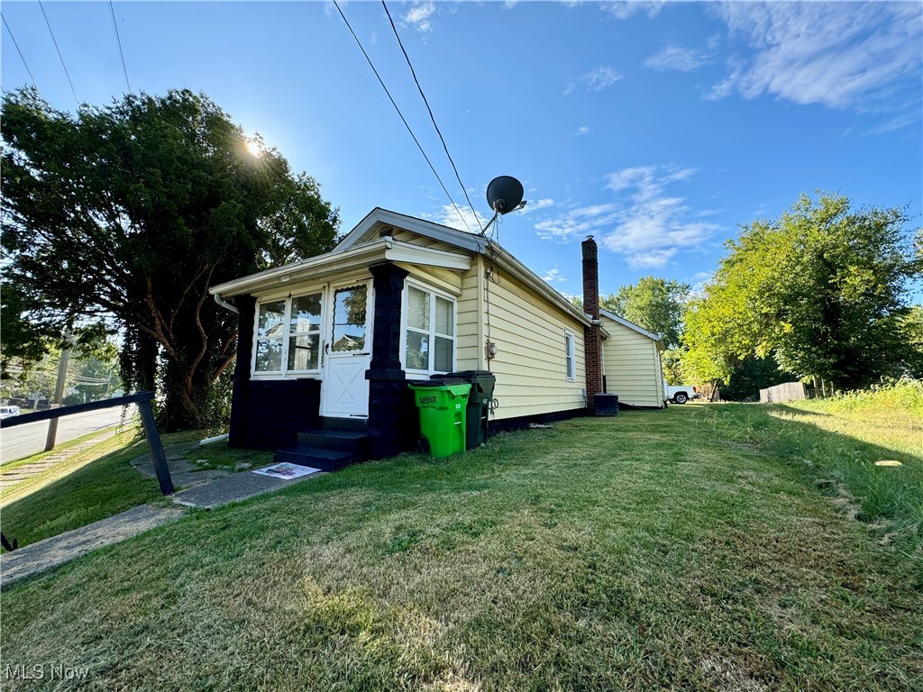1325 Walnut Road Southeast Massillon, OH 44646 - Photo 1 of 34 Gallery Image 1