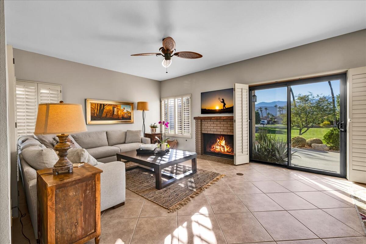 41 Verde Way Palm Desert, CA 92260 - Photo 15 of 48 008-08