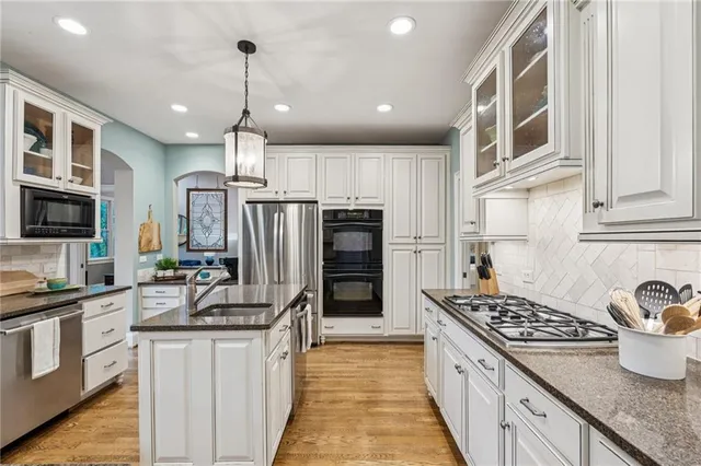 $979,500 | Undisclosed Address, Jasper, GA 30143