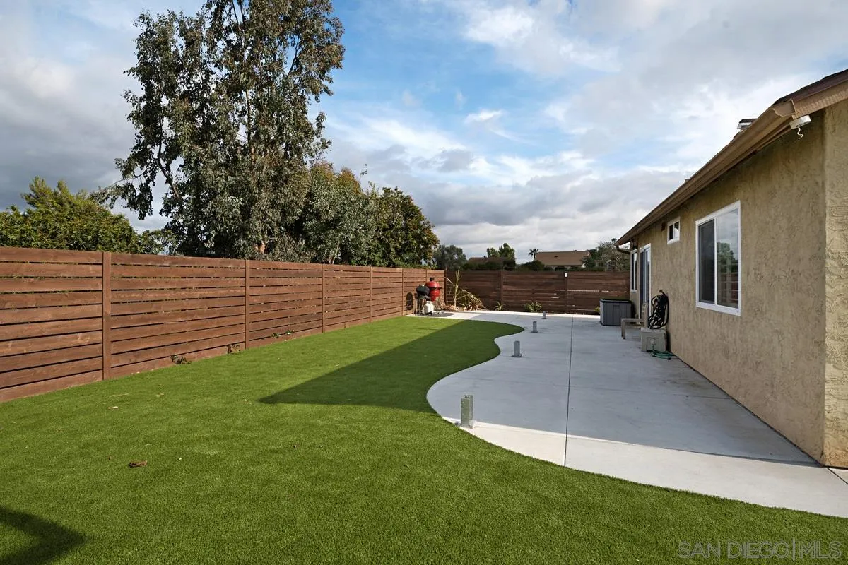 11068 Pinzon Way San Diego, CA 92127 - Photo 23 of 31 a view of outdoor space and yard