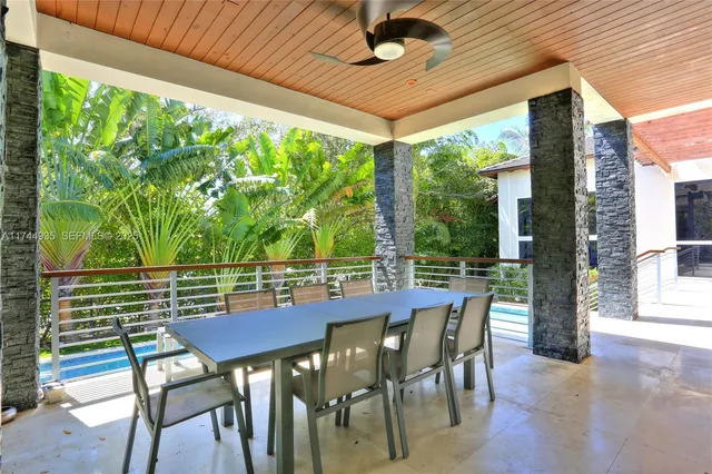 $28,000 | 573 Warren Lane, Key Biscayne, FL 33149
