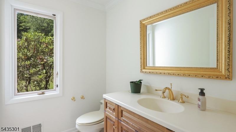 2 Springdale Lane Warren, NJ 07059 - Photo 16 of 31