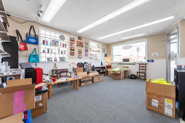 $115,000 | 221 West Washington Street, Hartford City, IN 47348