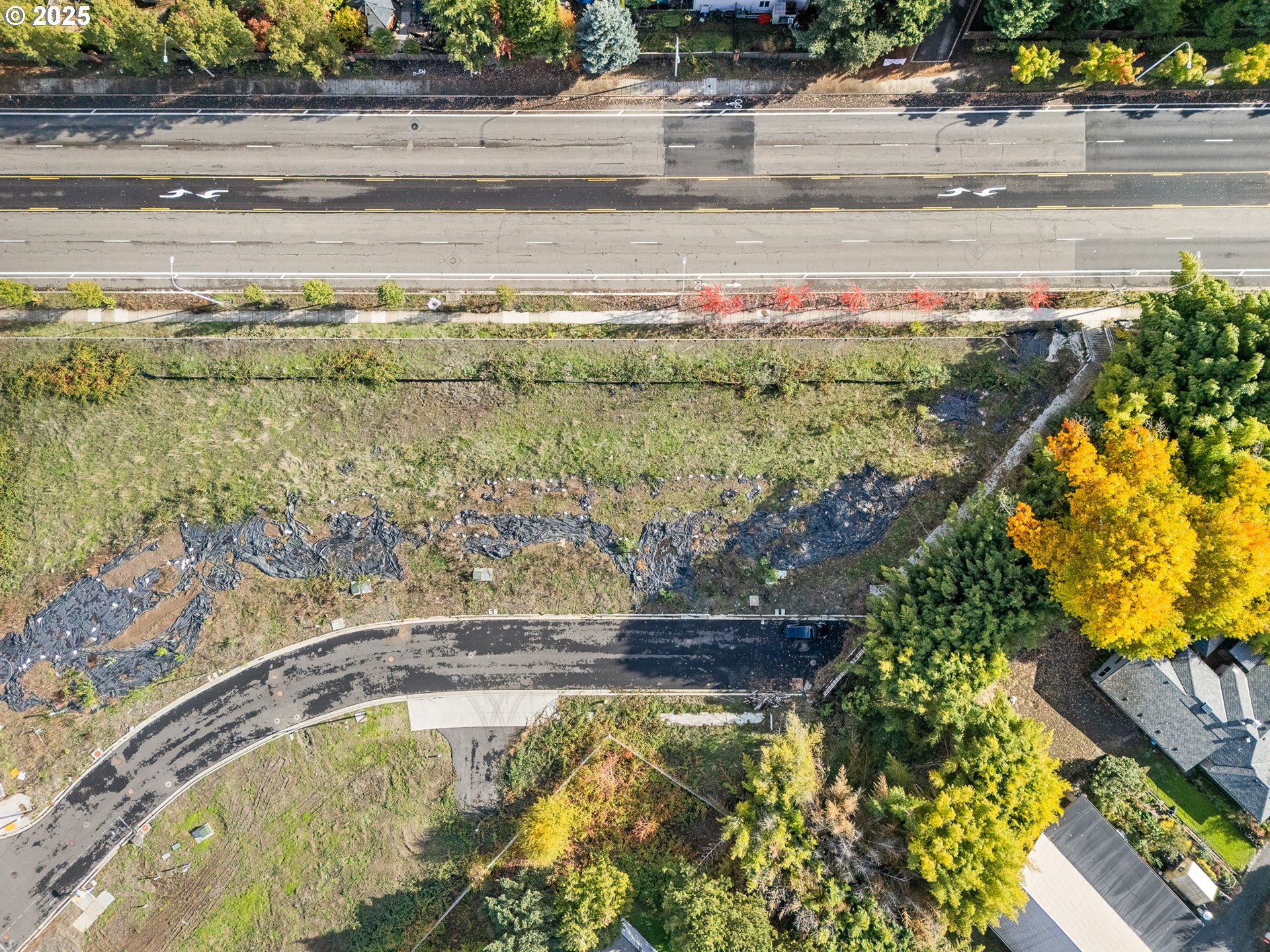 12450 Southwest Curlew Place Beaverton, OR 97007 - Photo 2 of 9