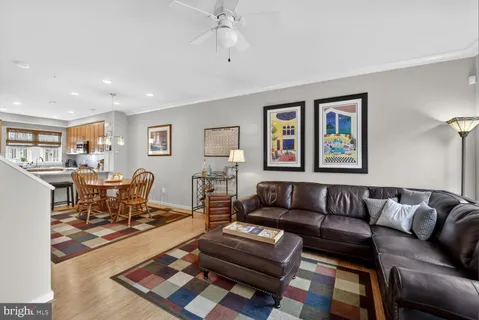 $1,164,500 | 814 3rd Street Southeast, Washington, DC 20003