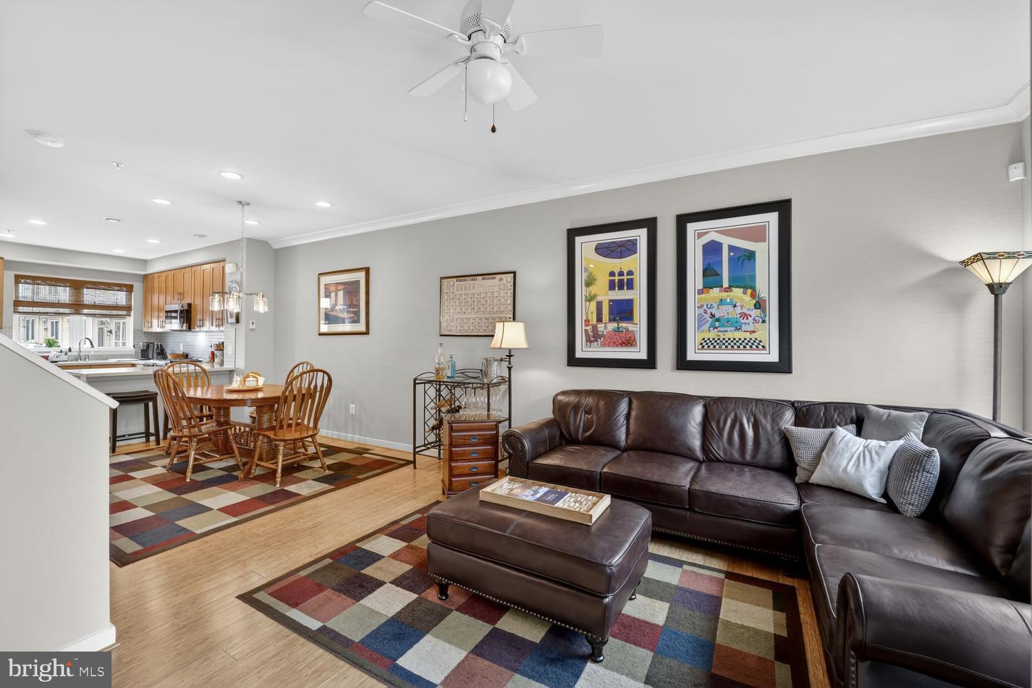 814 3rd Street Southeast Washington, DC 20003 - Photo 9 of 44 Fab space for entertaining