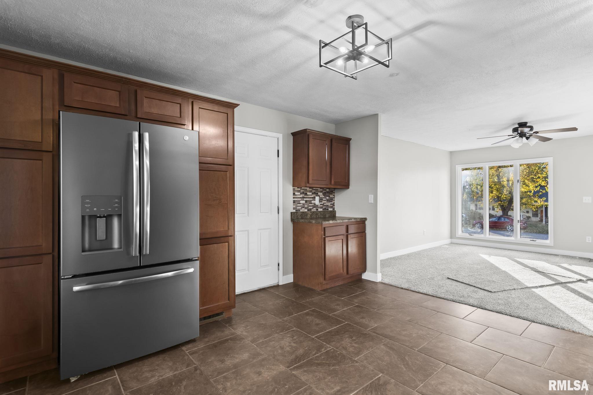 74 Nottingham Drive Chatham, IL 62629 - Photo 9 of 27