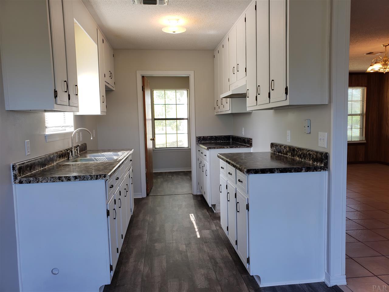 3410 John Wilson Road Cantonment, FL 32533 - Photo 9 of 25 Gallery Image 9