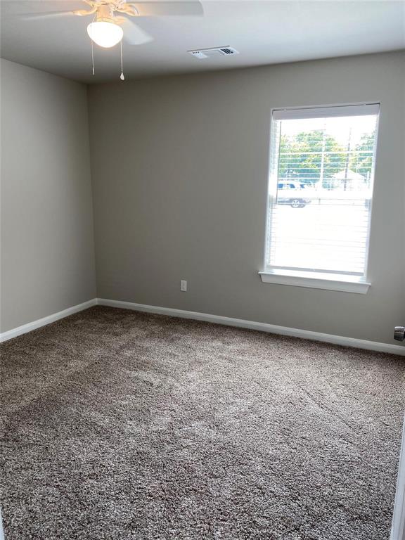 313 East Nelson Street Denison, TX 75021 - Photo 9 of 22