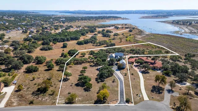 $2,350,000 | 185 Shimmering Shore Court, Spring Branch, TX 78070