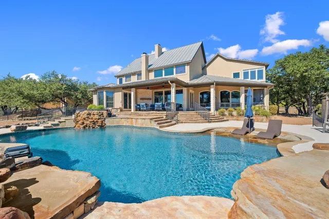 $2,350,000 | 185 Shimmering Shore Court, Spring Branch, TX 78070