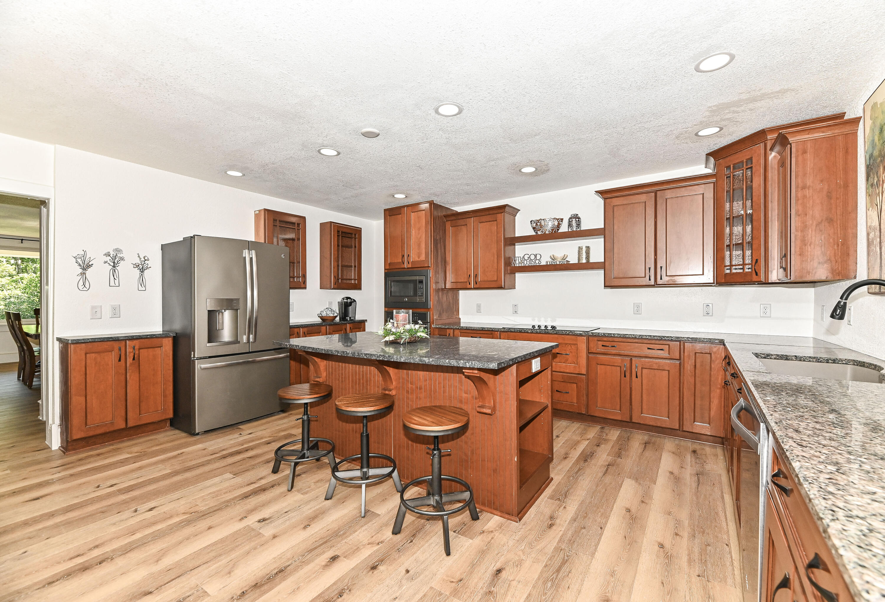 5824 Marsh Road Waterford, WI 53185 - Photo 17 of 50 Kitchen