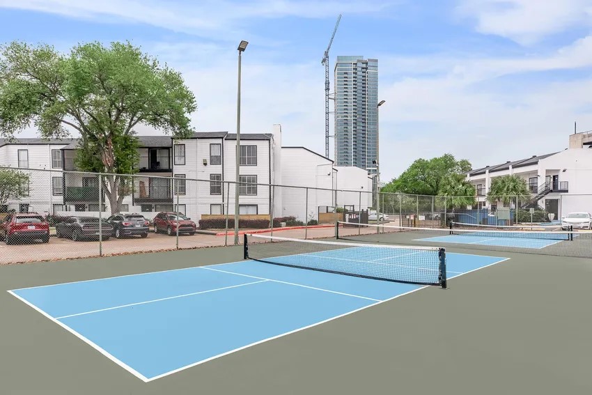 4400 Memorial Drive, Unit 43066 Houston, TX 77007 - Photo 5 of 20 a view of a basket ball ground