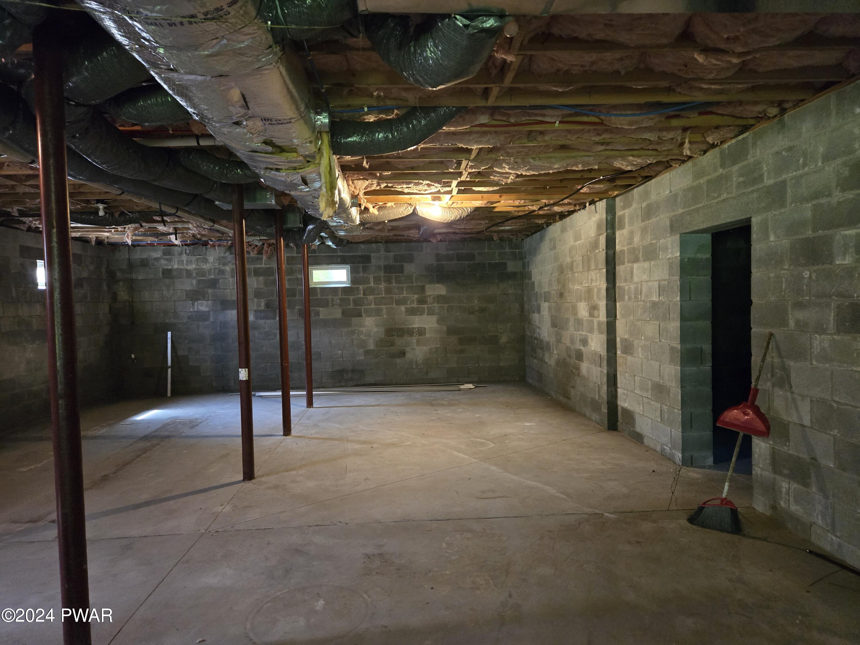 224 Old Racht Road Waymart, PA 18472 - Photo 31 of 39 a view of empty room with wooden floor