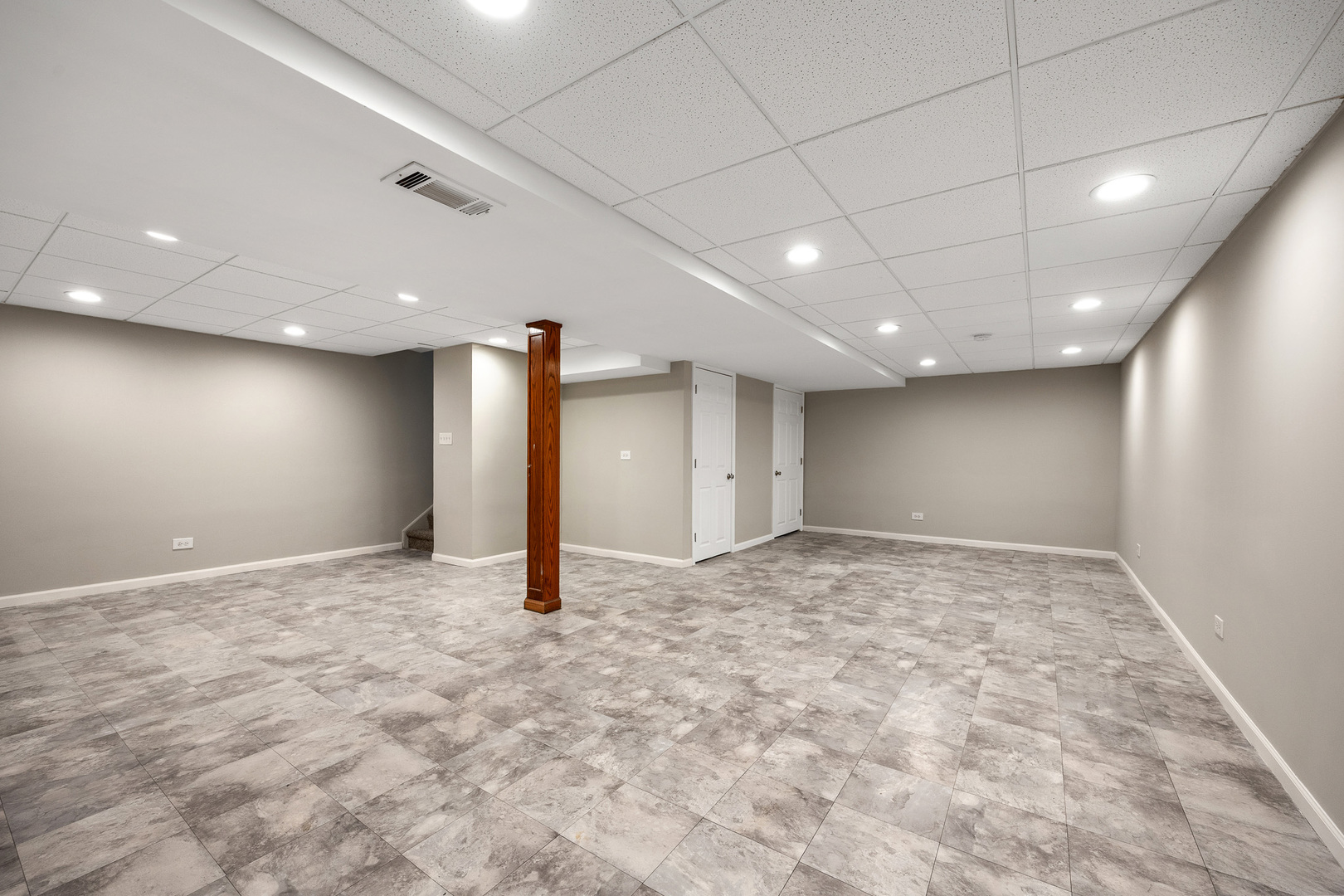 1301 Bridgehampton Drive Plainfield, IL 60586 - Photo 27 of 34 a view of an empty room