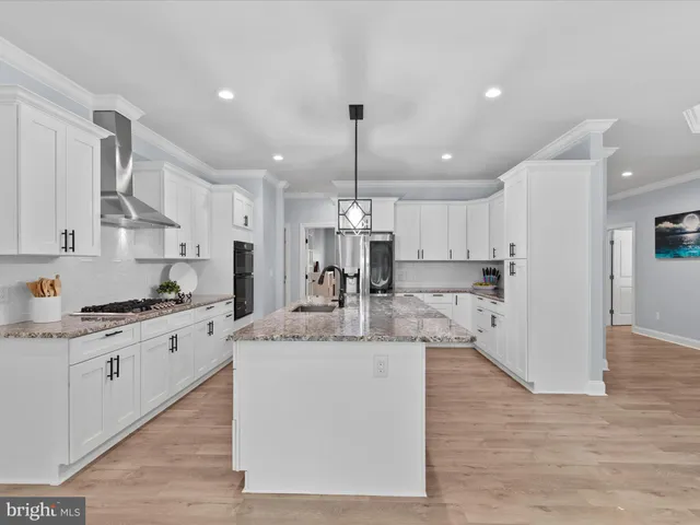 $650,000 | 22902 Lakeview Drive, Millsboro, DE 19966