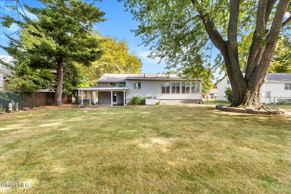 1128 Wavell Road Schenectady, NY 12303 - Photo 3 of 29 30-IMG_3481