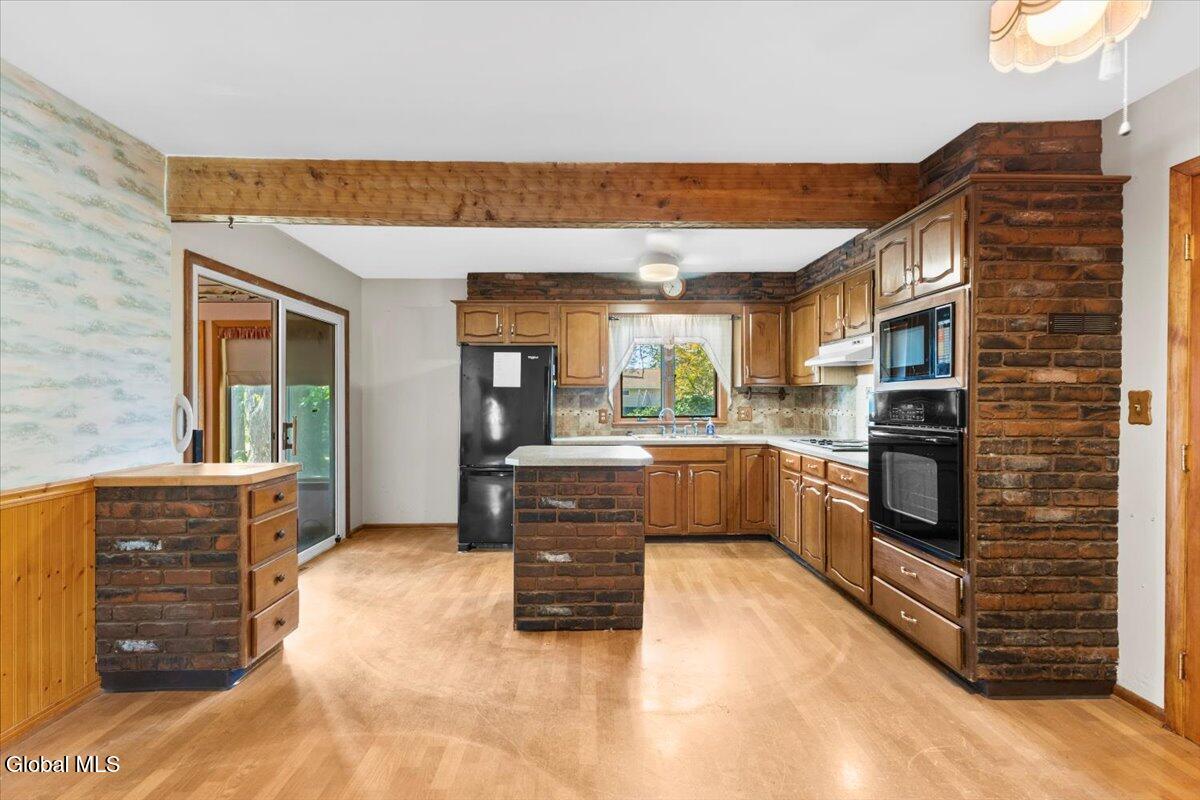 1128 Wavell Road Schenectady, NY 12303 - Photo 4 of 29 08-IMG_3200