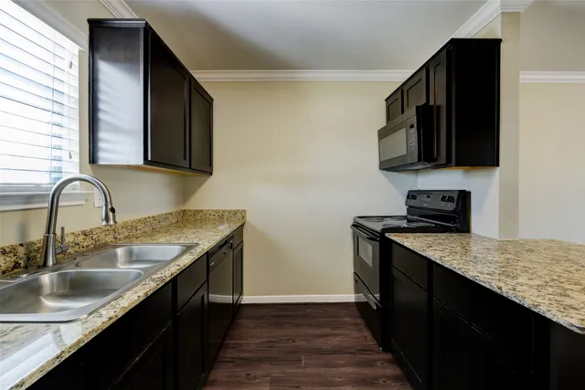 $1,195 | 2006 West 43rd Street, Unit 78, Houston, TX 77018