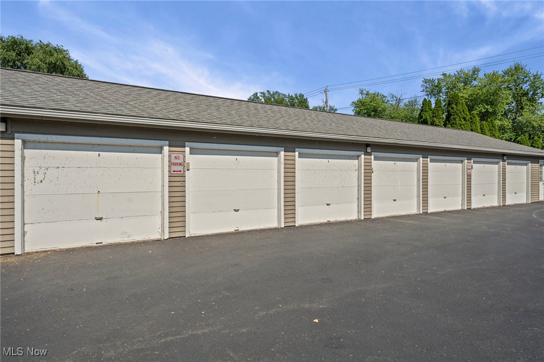 13011 West Lake Road, Unit 15 Vermilion, OH 44089 - Photo 34 of 44