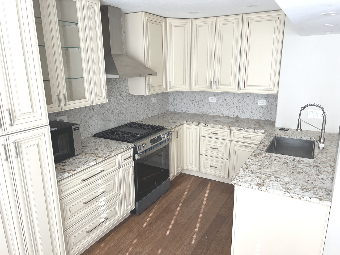 1138 Inverrary Lane Deerfield, IL 60015 - Photo 3 of 12