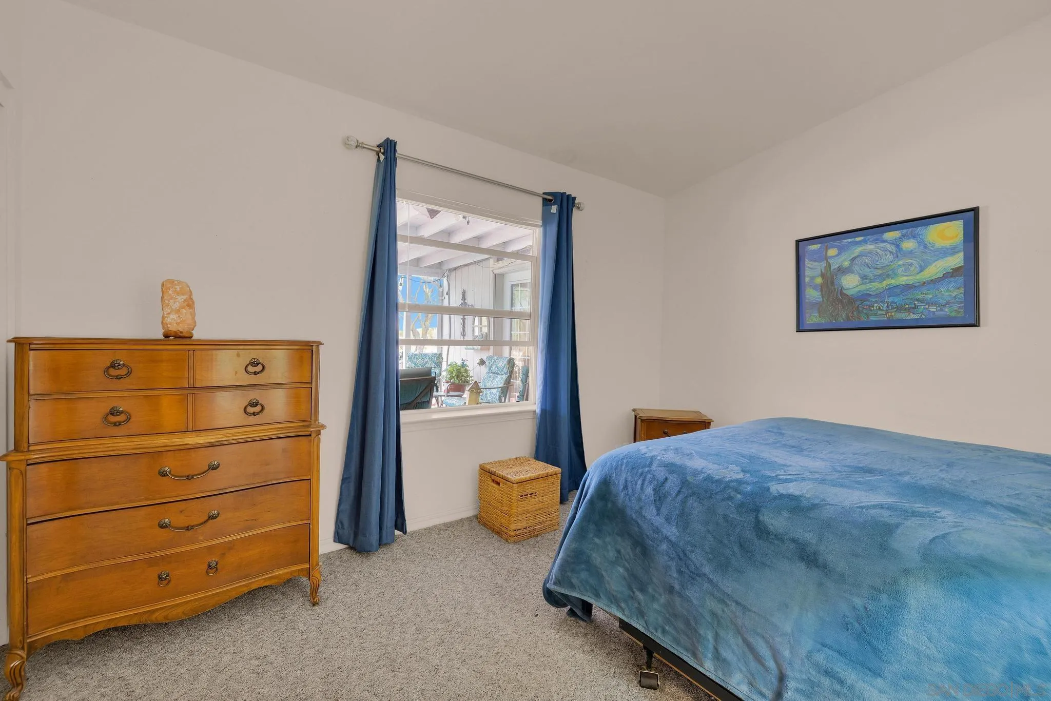 2768 Borrego Springs Road Borrego Springs, CA 92004 - Photo 27 of 55 a bedroom with a bed and a window