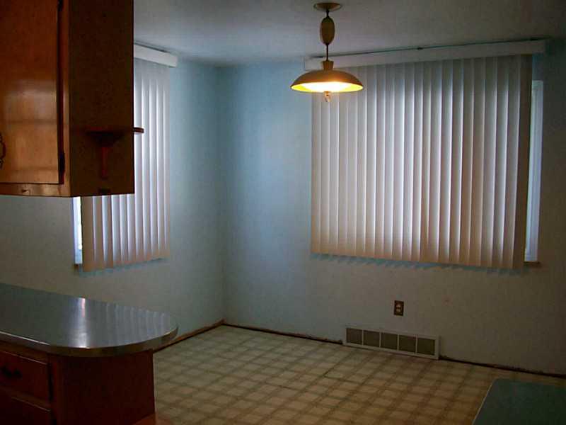 288 Duff Road Penn Hills, PA 15235 - Photo 6 of 17 Kitchen.