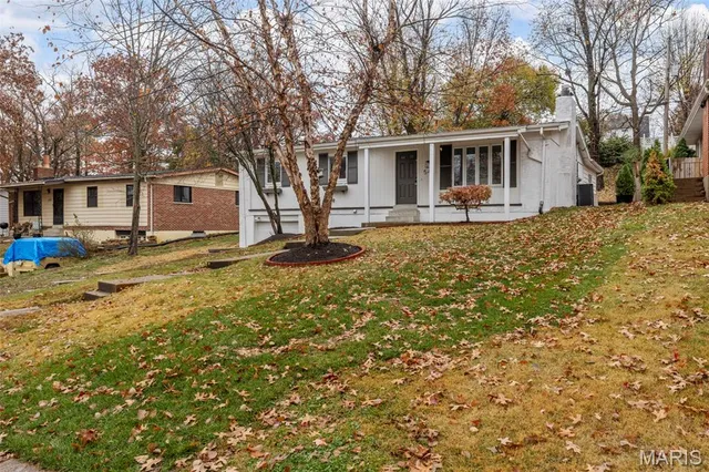 $399,900 | 540 Hickory Hollow Lane, Kirkwood, MO 63122