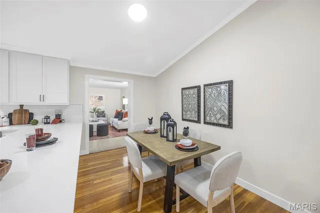 $399,900 | 540 Hickory Hollow Lane, Kirkwood, MO 63122