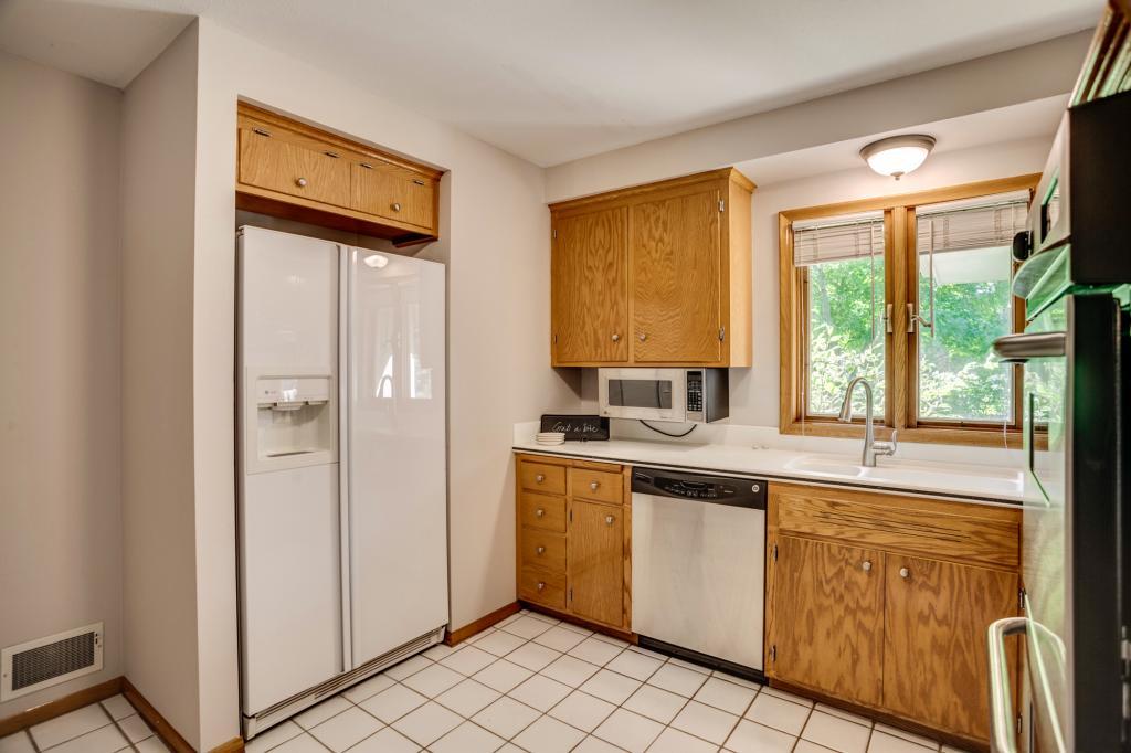 5509 Ridge Park Road Edina, MN 55436 - Photo 14 of 29 Gallery Image 14
