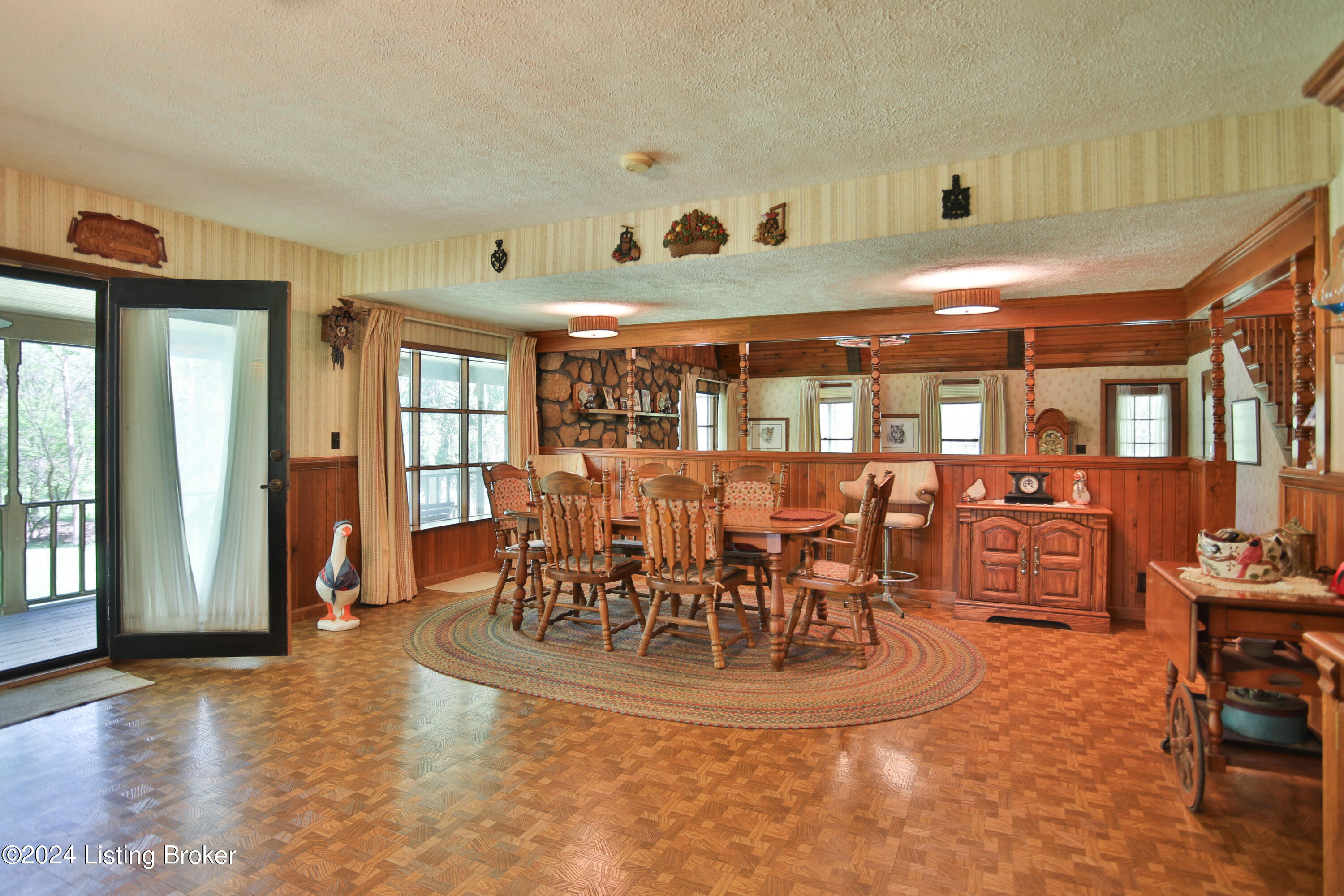 210 Rayhill Road Fairdale, KY 40118 - Photo 12 of 44 2015 Rayhill-45